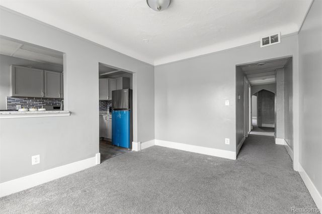 10303 W Warren Avenue, Dearborn, MI 48126