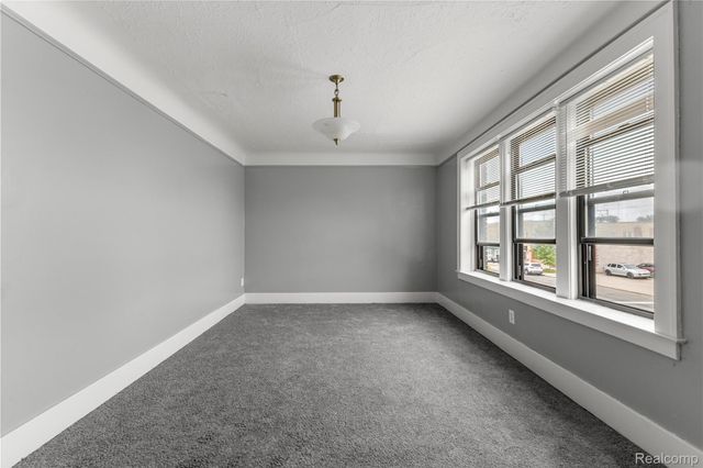 10303 W Warren Avenue, Dearborn, MI 48126