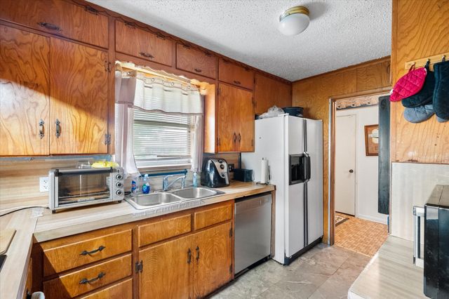 2266 Myrtlewood Drive, Dallas, TX 75232