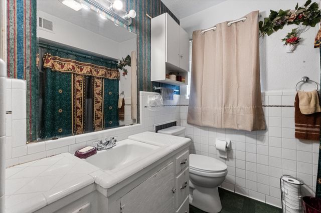 2266 Myrtlewood Drive, Dallas, TX 75232