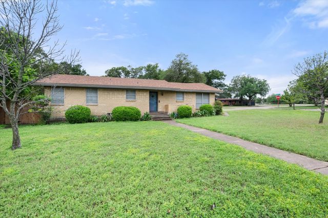 2266 Myrtlewood Drive, Dallas, TX 75232