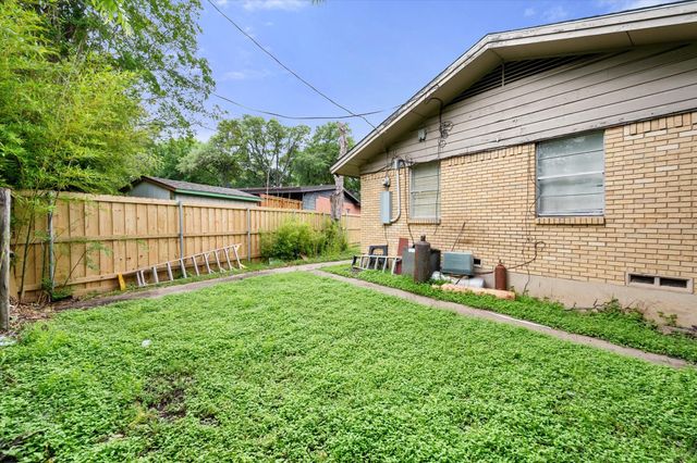 2266 Myrtlewood Drive, Dallas, TX 75232