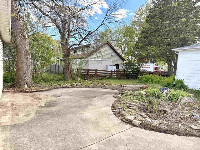 829 W GRANT STREET, Appleton, WI 54914