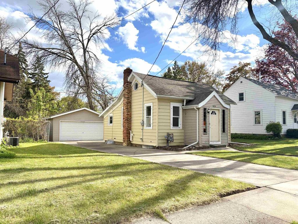 829 W GRANT STREET, Appleton, WI 54914