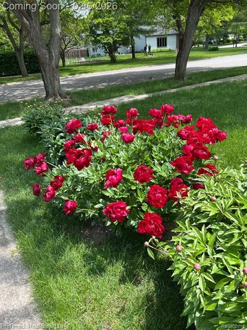 5736 Rothbury Court, Ypsilanti, MI 48197