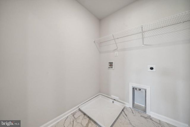 100 LIBERTY LN, Keswick, VA 22947