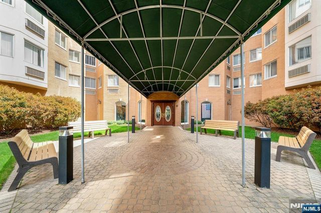 290 Anderson Street 6F, Hackensack, NJ 07601