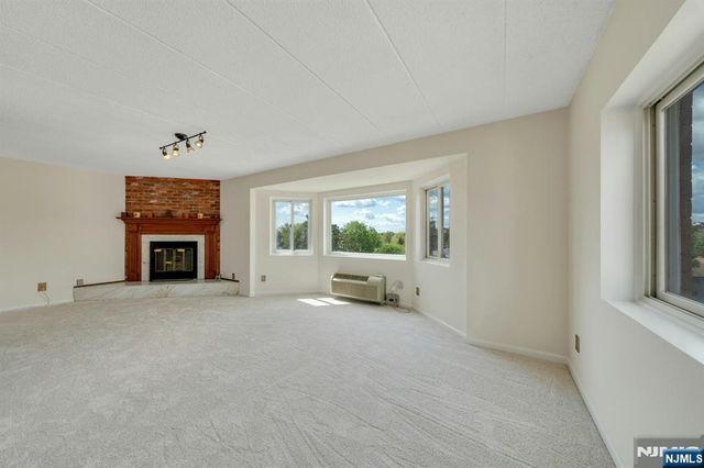 290 Anderson Street 6F, Hackensack, NJ 07601