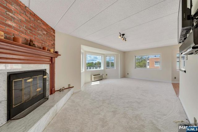 290 Anderson Street 6F, Hackensack, NJ 07601