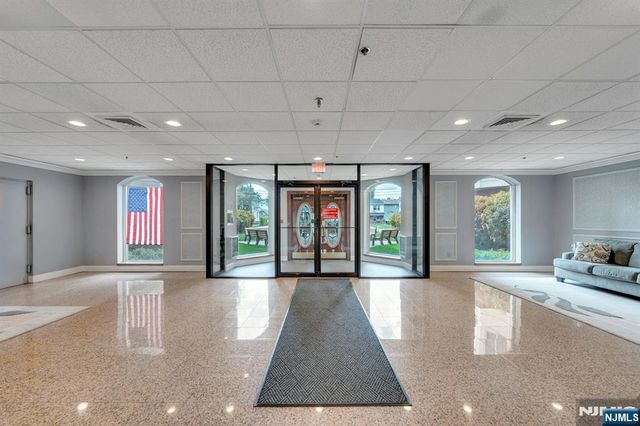 290 Anderson Street 6F, Hackensack, NJ 07601
