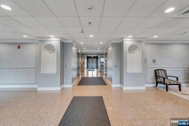 290 Anderson Street 6F, Hackensack, NJ 07601