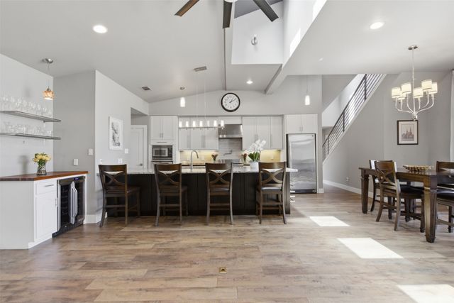 3217 Golfing Green, Farmers Branch, TX 75234