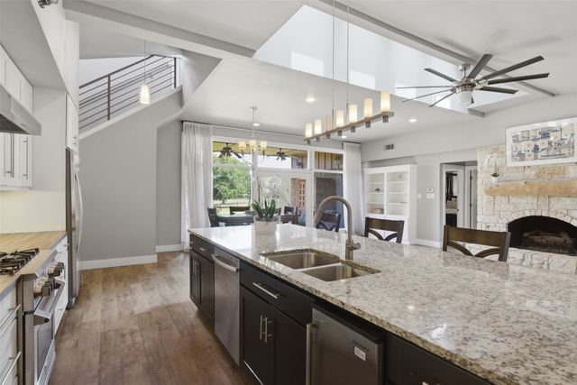 3217 Golfing Green, Farmers Branch, TX 75234