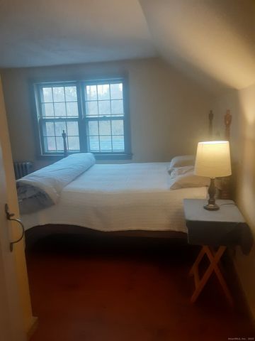 80 Blodgett Road, Stafford, CT 06076