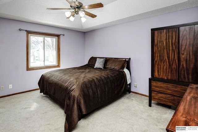 21479 Brentwood Road, Elkhorn, NE 68022