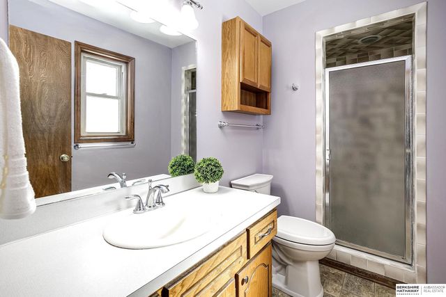 21479 Brentwood Road, Elkhorn, NE 68022