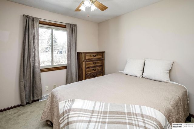 21479 Brentwood Road, Elkhorn, NE 68022