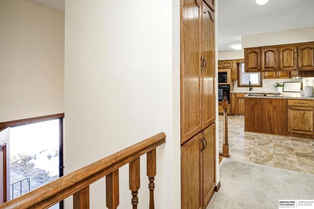 21479 Brentwood Road, Elkhorn, NE 68022