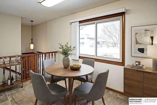 21479 Brentwood Road, Elkhorn, NE 68022