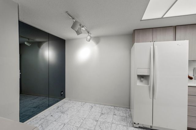 8549 Irwin Road 239, Bloomington, MN 55437