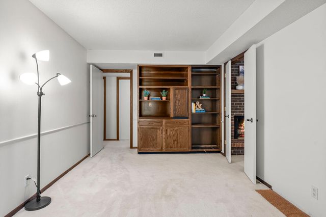 8549 Irwin Road 239, Bloomington, MN 55437