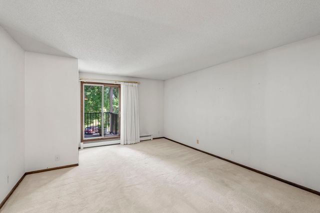 8549 Irwin Road 239, Bloomington, MN 55437