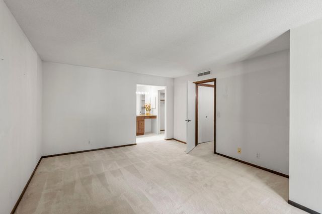 8549 Irwin Road 239, Bloomington, MN 55437