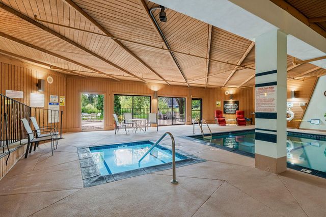 8549 Irwin Road 239, Bloomington, MN 55437