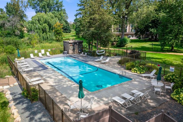 8549 Irwin Road 239, Bloomington, MN 55437