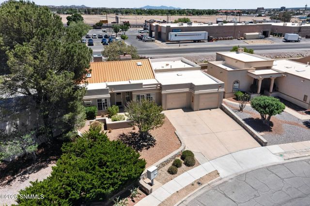 664 Cielo Bonito Court, Las Cruces, NM 88005
