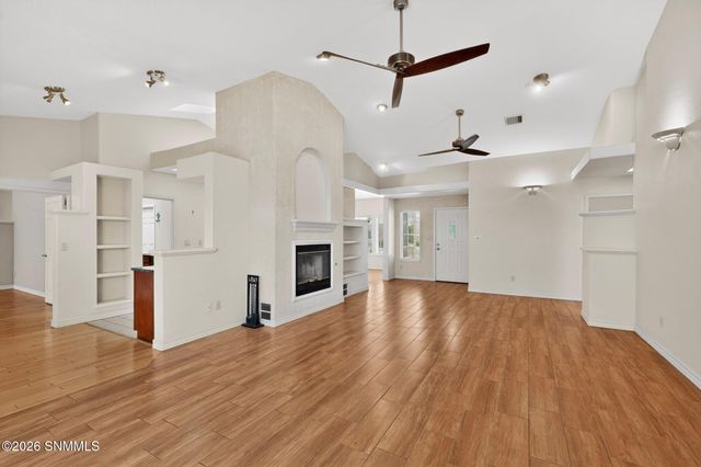 664 Cielo Bonito Court, Las Cruces, NM 88005