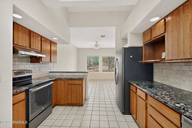 664 Cielo Bonito Court, Las Cruces, NM 88005