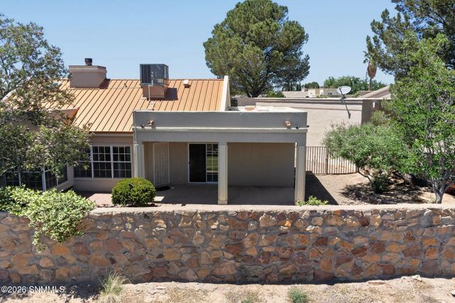 664 Cielo Bonito Court, Las Cruces, NM 88005