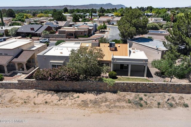 664 Cielo Bonito Court, Las Cruces, NM 88005
