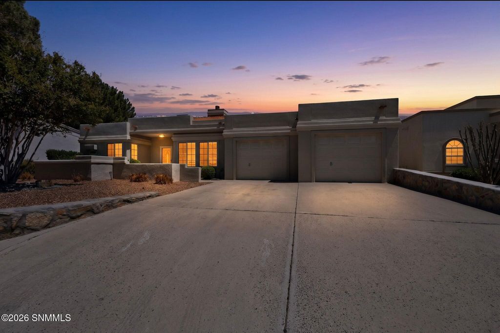 664 Cielo Bonito Court, Las Cruces, NM 88005
