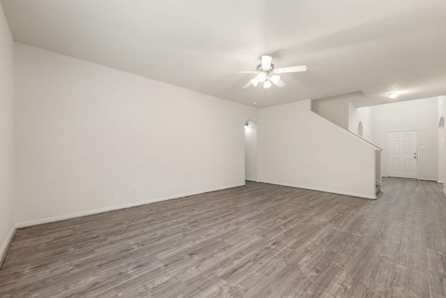 950 Oak Glen Drive, Willis, TX 77378