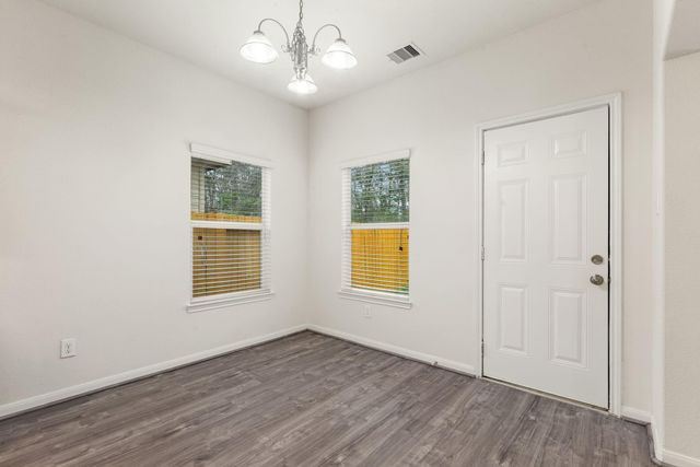 950 Oak Glen Drive, Willis, TX 77378