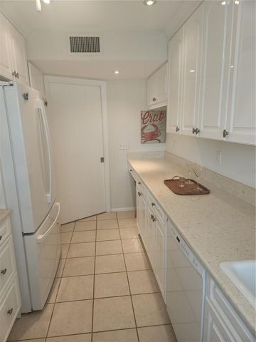 4825 GULF OF MEXICO DRIVE 202, Longboat Key, FL 34228