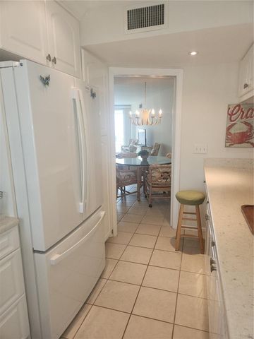 4825 GULF OF MEXICO DRIVE 202, Longboat Key, FL 34228