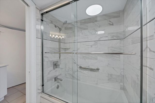 4825 GULF OF MEXICO DRIVE 202, Longboat Key, FL 34228