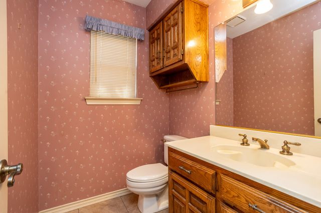 714 MILL CREEK Road, Lancaster, TX 75146