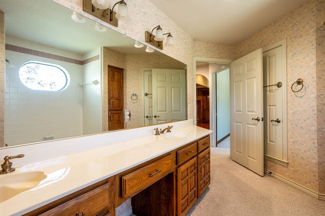 714 MILL CREEK Road, Lancaster, TX 75146