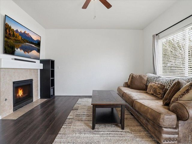 24703 E Kansas Cir, Aurora, CO 80018