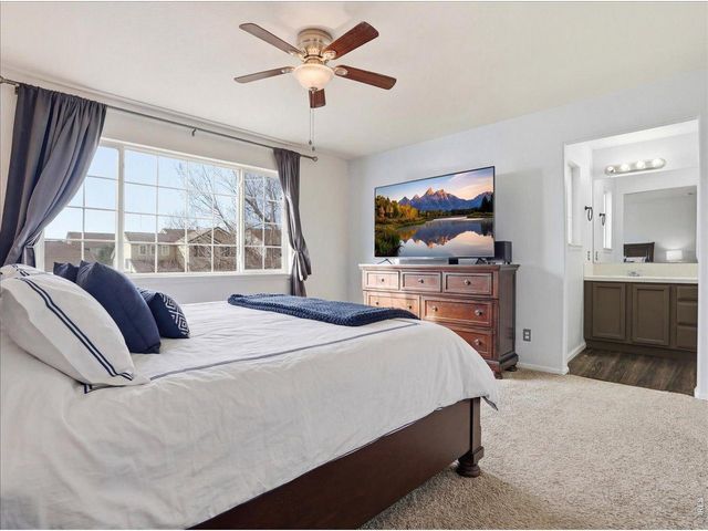 24703 E Kansas Cir, Aurora, CO 80018