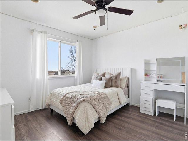 24703 E Kansas Cir, Aurora, CO 80018