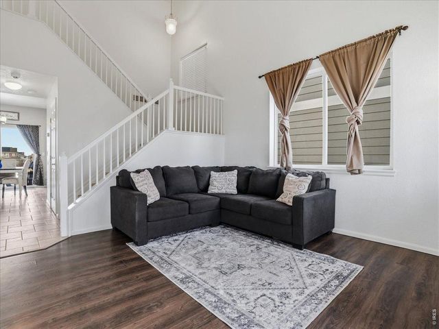 24703 E Kansas Cir, Aurora, CO 80018