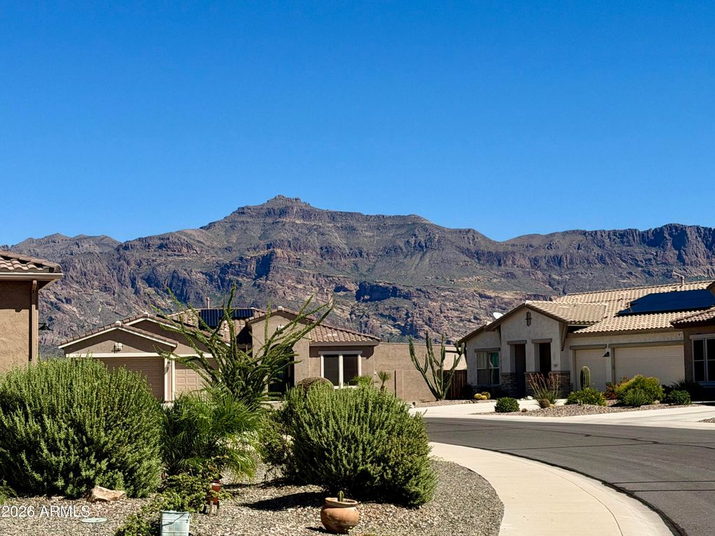 7308 S BENNETT Circle, Gold Canyon, AZ 85118 — photo 3