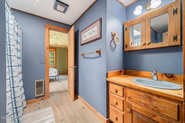 1087 N Hunt Lake Road, Corinth, NY 12822