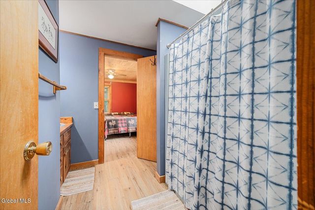 1087 N Hunt Lake Road, Corinth, NY 12822