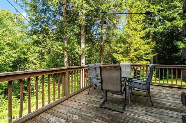 1087 N Hunt Lake Road, Corinth, NY 12822